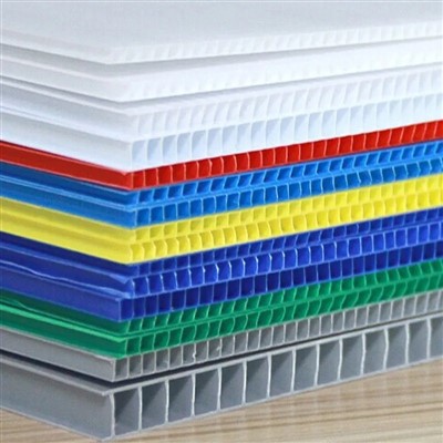 Folha de plástico corrugado personalizável de 2–12 mm